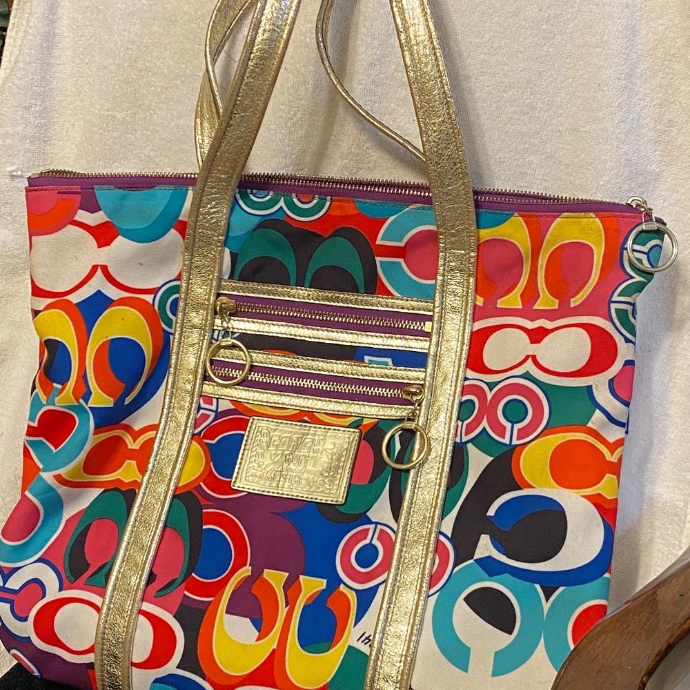Coach purse Signature  Pop Art graphic fabric with metallic trim Style No: 13839